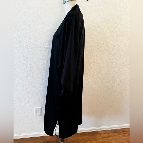 Victoria’s Secret Robe - Picture 6 of 8